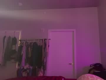 doggy facing cam  #lush #new #findom #bigboobs #squirt  [2044 tokens remaining]