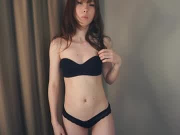 Hello CB! Its my 4th day 🎀 G  my bra a little lower 😘 🎀 Im #new #asian #shy girl, and #18 #teen too! [47 tokens remaining]